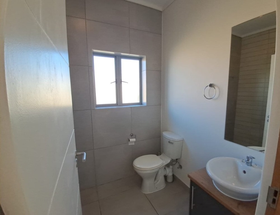 2 Bedroom Property for Sale in Mooikloof Country Estate Western Cape